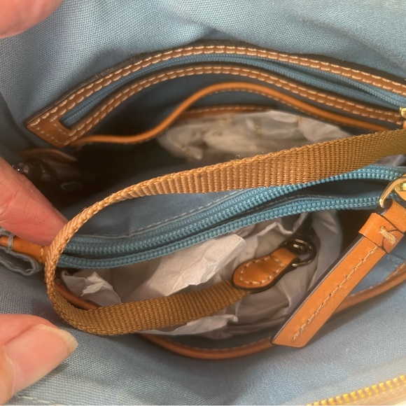 Dooney &Bourke CrossBody coated cotton print - Picture 10 of 10